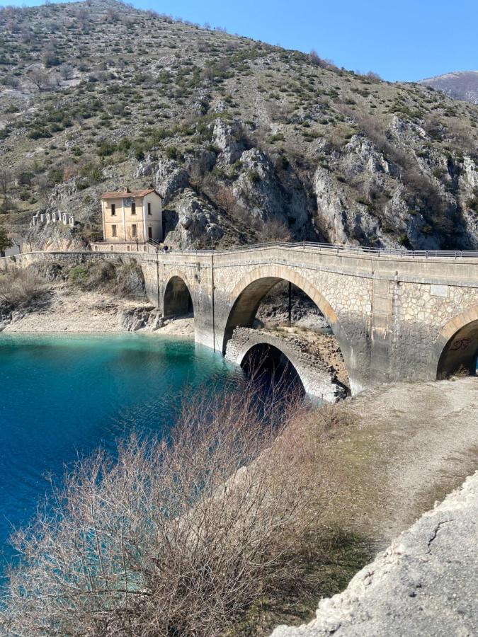 Il Rustico Uno A Bugnara Nella Valle Del Sagittario Sulmona Exterior foto
